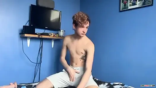 Sıkı deliği için bir dildo