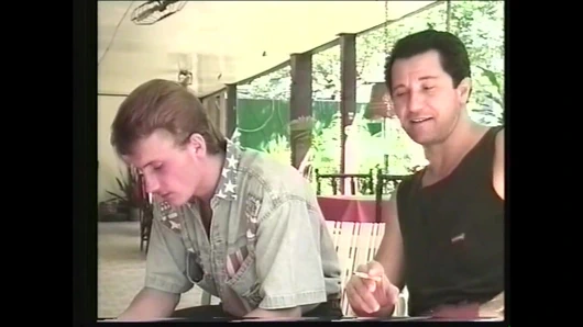 Pelle Straniera (tam film)