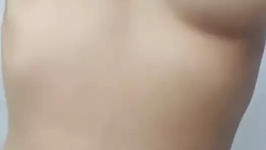 Seksi Asyalı memeler