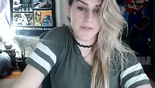 Güzel tatlı kız boşalıyor