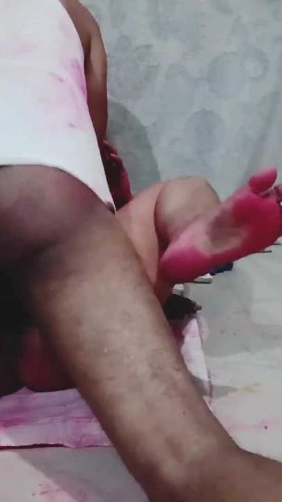 If Desi Bhabhi's husband did not come home in Holi, then Holi was celebrated with brother-in-law, so brother-in-law… | Clip 3