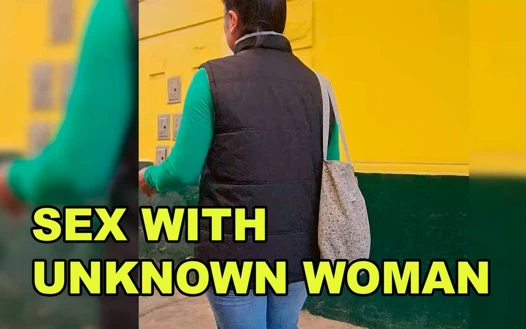 Sokakta, bir yabancı bana seks teklif ediyor; Maskeli. Bunu kimsenin göremeyeceklerine dair bana yemin eder misin?