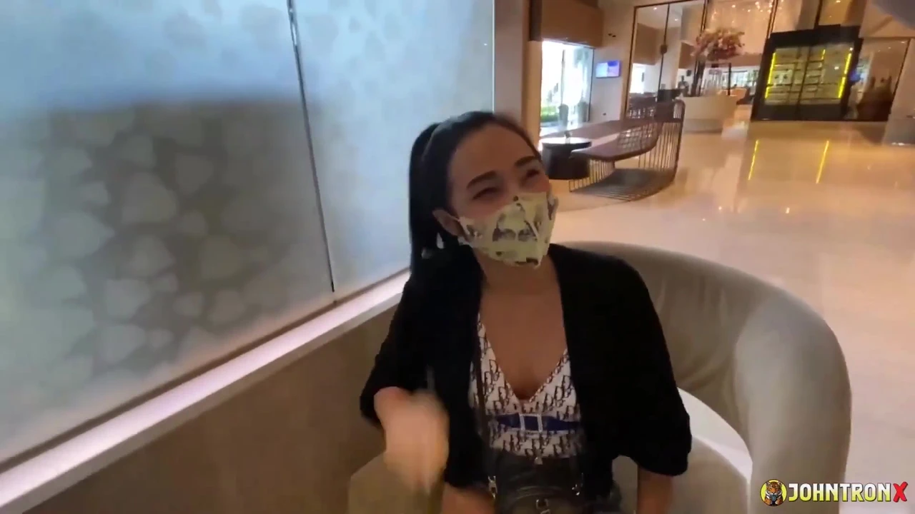 Johntronx – Young Asian Amateur Girl Gets Fucked, Spanked, and Creampied