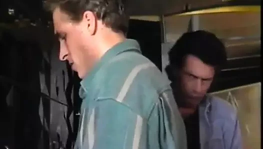 Cumartesi binmek ateş xxx