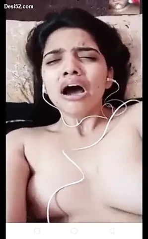 Desi girl phone sex (no sound sorry for sound)
