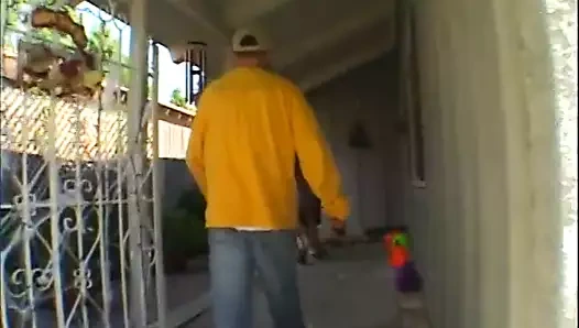 Müstehcen sarışın alma ona sulu am dövülerek sonra oral seks