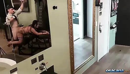 Sapık üvey kız kardeşim işteyken prezervatifsiz sikişmeyi seviyor