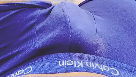 Calvin Klein Blue ıslatıyor