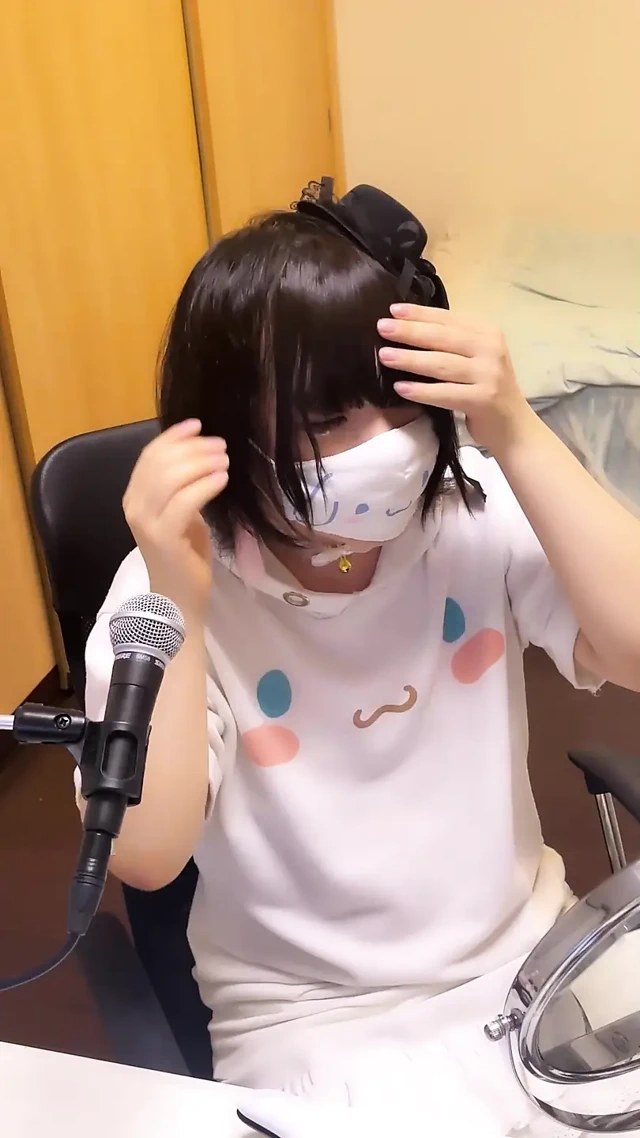 Elektrikli masaj ile mastürbasyon videosu