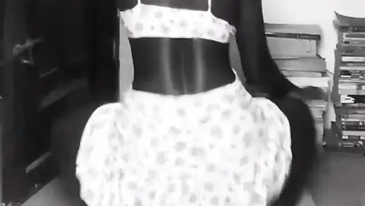 Zıplayabiliyorsa sakso çek ve....