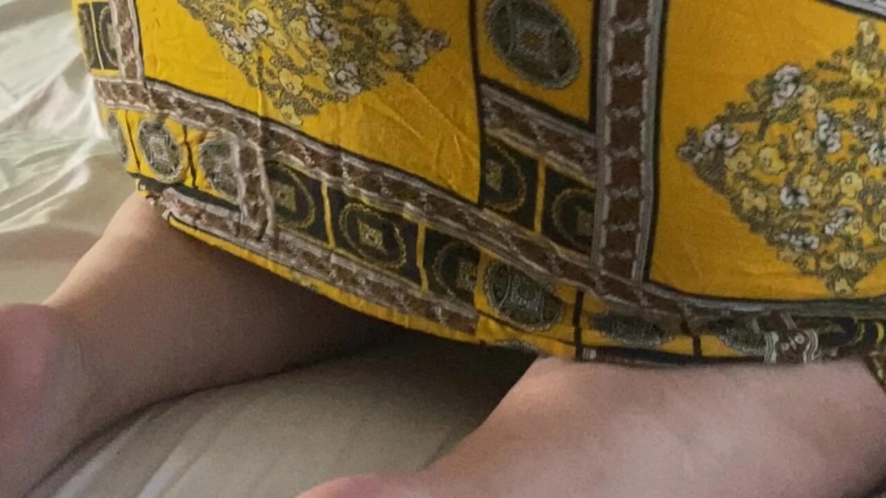 Alman orta yaşlı seksi kadın bir yerliyle üremek için Afrika'ya gidiyor