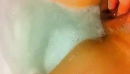 Slo mo jizz dudakları çok ateşli!!
