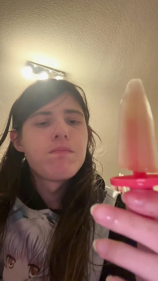 Pee sucking ice cream