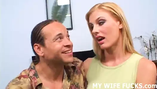 Diğer erkekleri becerdiğimde sertleşmeni seviyorum