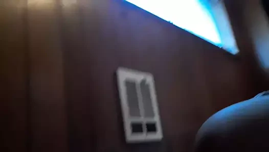 Anne şaplakla sikiliyor