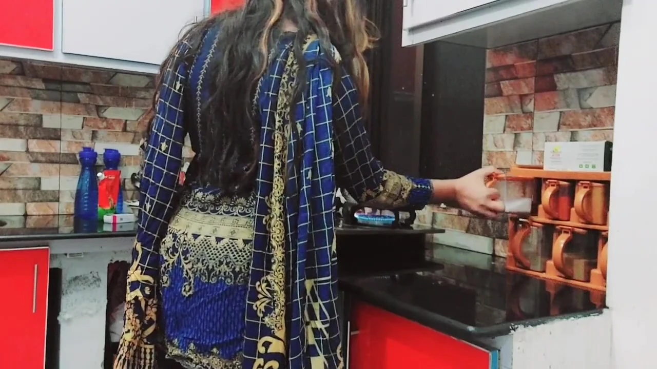 Nhà vợ assfucked trong nhà bếp qua cho mọc sừng chồng