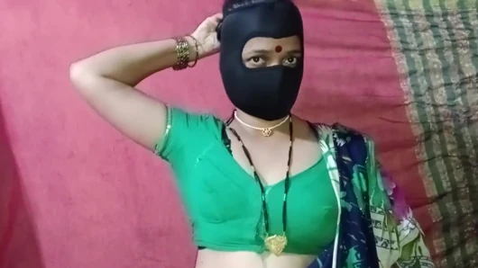 Marathi Bhabhi ko Pichese Choda