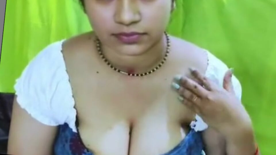 Hintli desi yenge ve devar hd desi bhabi kendi evinde sevgilisiyle seks yapıyor