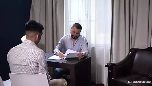 Alejo prezervatifsiz sikişiyor