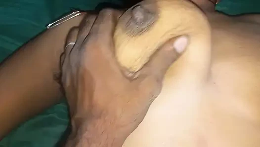 Dehati bhabhi ko peeche se choda