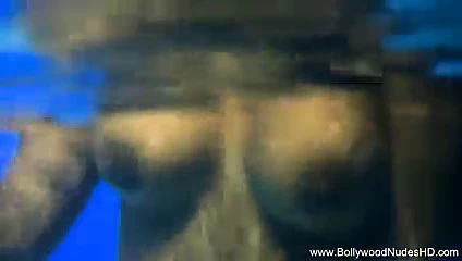 Bollywood bebek erotik ile oynuyor