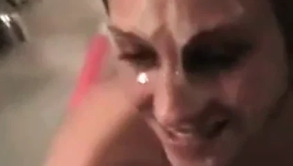 Büyük yüze boşalma