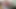 Orta yaşlı seksi kadın ve üvey kız yatakta sırlarını paylaşıyor