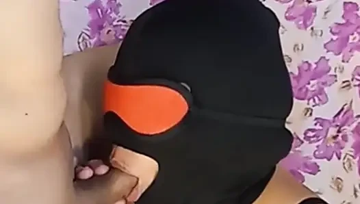 Maskeli oral seks olgun
