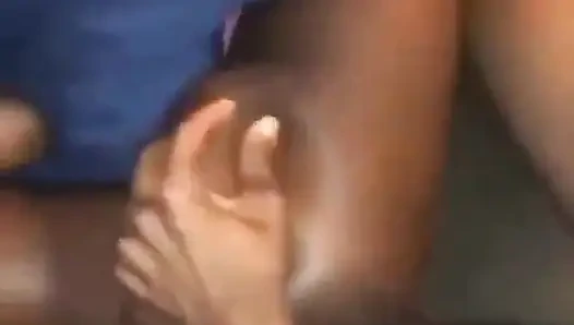 Üvey kız kardeşimin küçük götünü sikiyorum