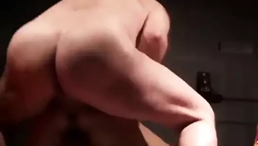 Türk ayı kamyonunda sikikleri