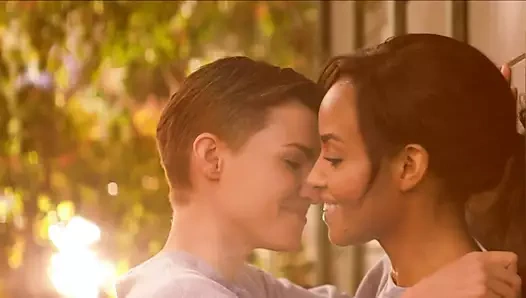 Ruby rose ve meagan tandy - "batwoman" s1e01