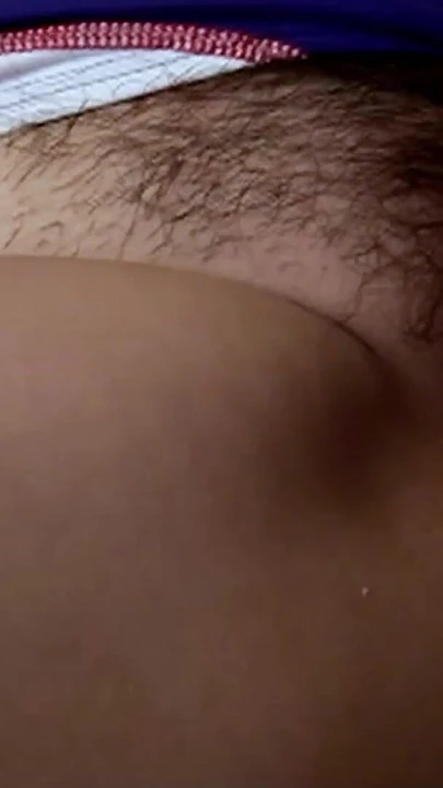 Мощный момент от "Японский паренек 18 соблазняет старую зрелую бабушку в купальнике к его первому траху старых молодых и спермы в нее"