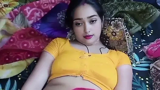 Üvey erkek kardeşim beni onunla seks yapmaya ikna etti ve beni sikti.