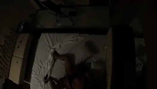 Altyazılı yırtık vücut geliştirmeci boğa ateşli evli kadınla sikişiyor anal ham bakış açısı: gavat koca çifte sakso ve çığlık çığlığa orgazm filme alıyor