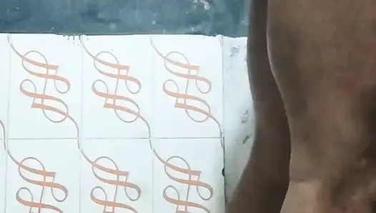 Kocam banyoda seks yapıyor