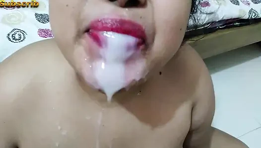 Amcığın içine ve ağzına büyük boşalma Hintli seks