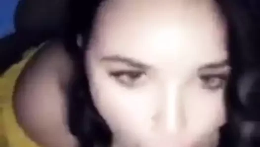 Esmer eş emme bbc içinde araba