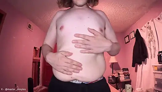 Karnım ve meme uçlarımla oynuyorum - losyon, göbek ve meme ucu videosu