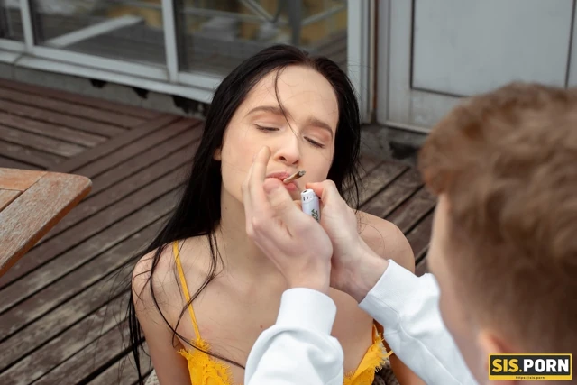 Sis.porn. bakire stepbro ile sigara kayalar ile fahişe