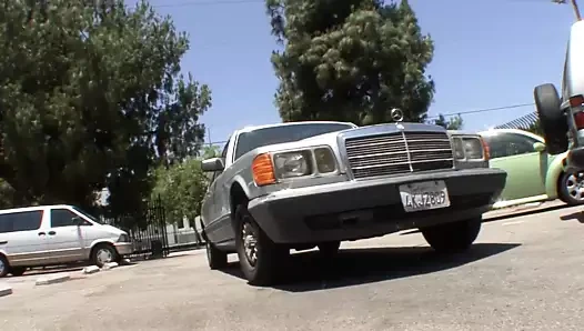 Busty dövmeli göğüsler kara price ve zambak cade var lezbiyen seks