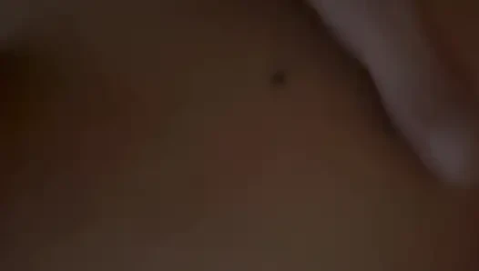Bebek canlı şovlarıyla yanıyor