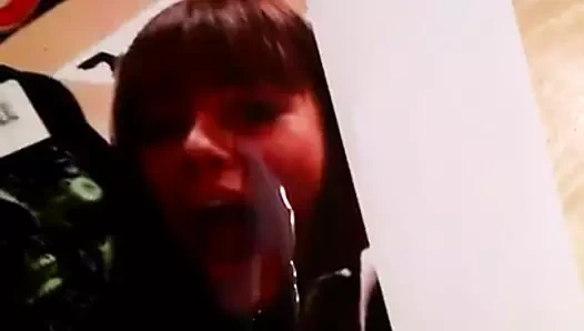 2 numaralı harriet'e saygı duruşu