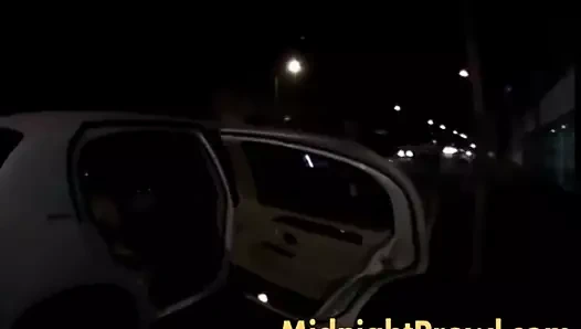 Şeker tatlı cm ile sıçramadan önce açık havada gangbanged