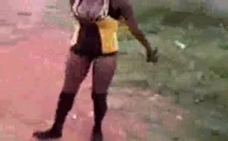 elles dansent les fesses en l'air