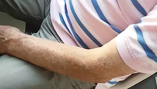 Bir tramvayda sıcak dede