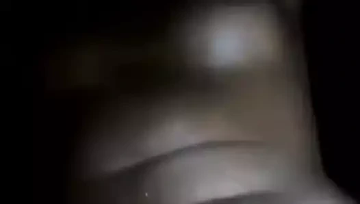 Desi kız güzel memeler