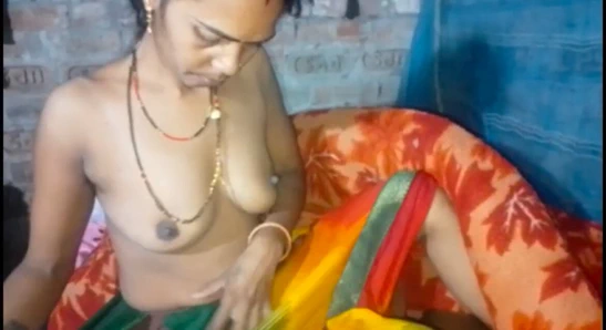 padosi bhabhi ko ghodi banake chudai kiya