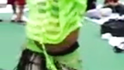 Asyalı dangdut dansı