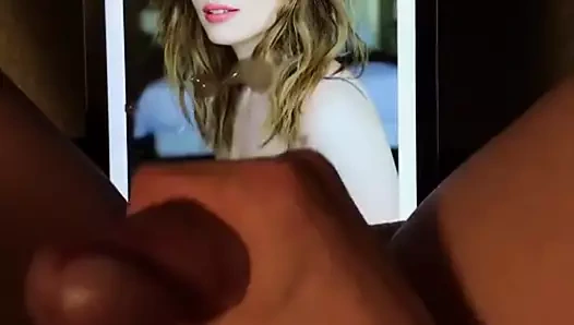 Gillian Jacobs - boşalma anısına #1