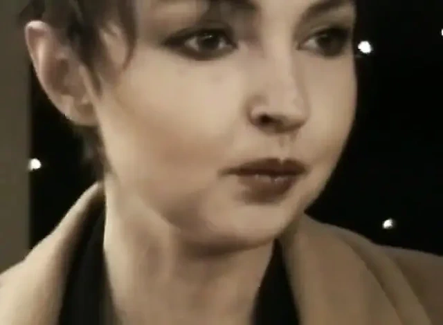 Seksi çoraplı sevimli kız sikiliyor ve boşalıyor